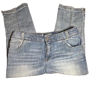 Chicos Denim Capris